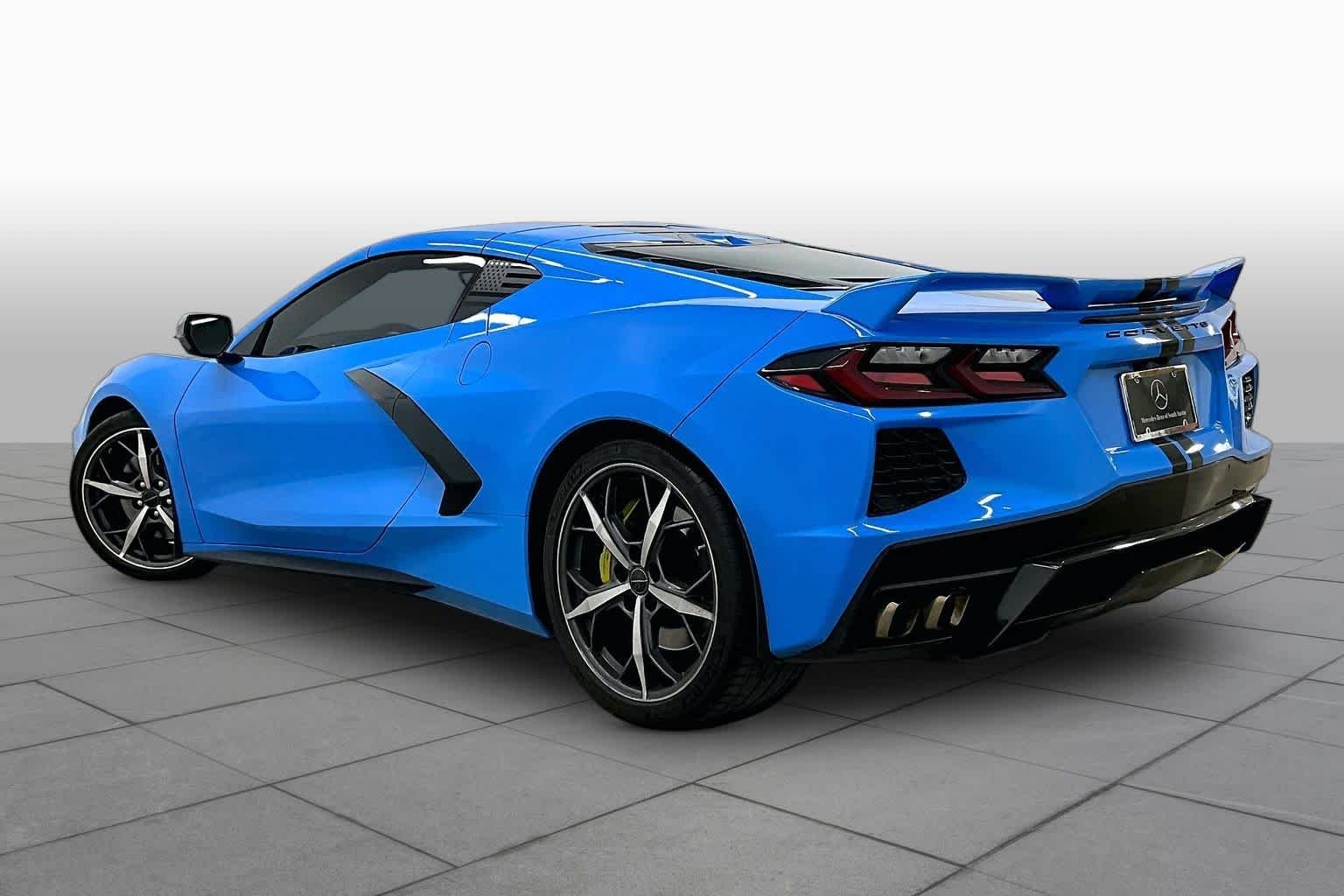Used 2021 Rapid Blue Chevrolet 2LT image 12