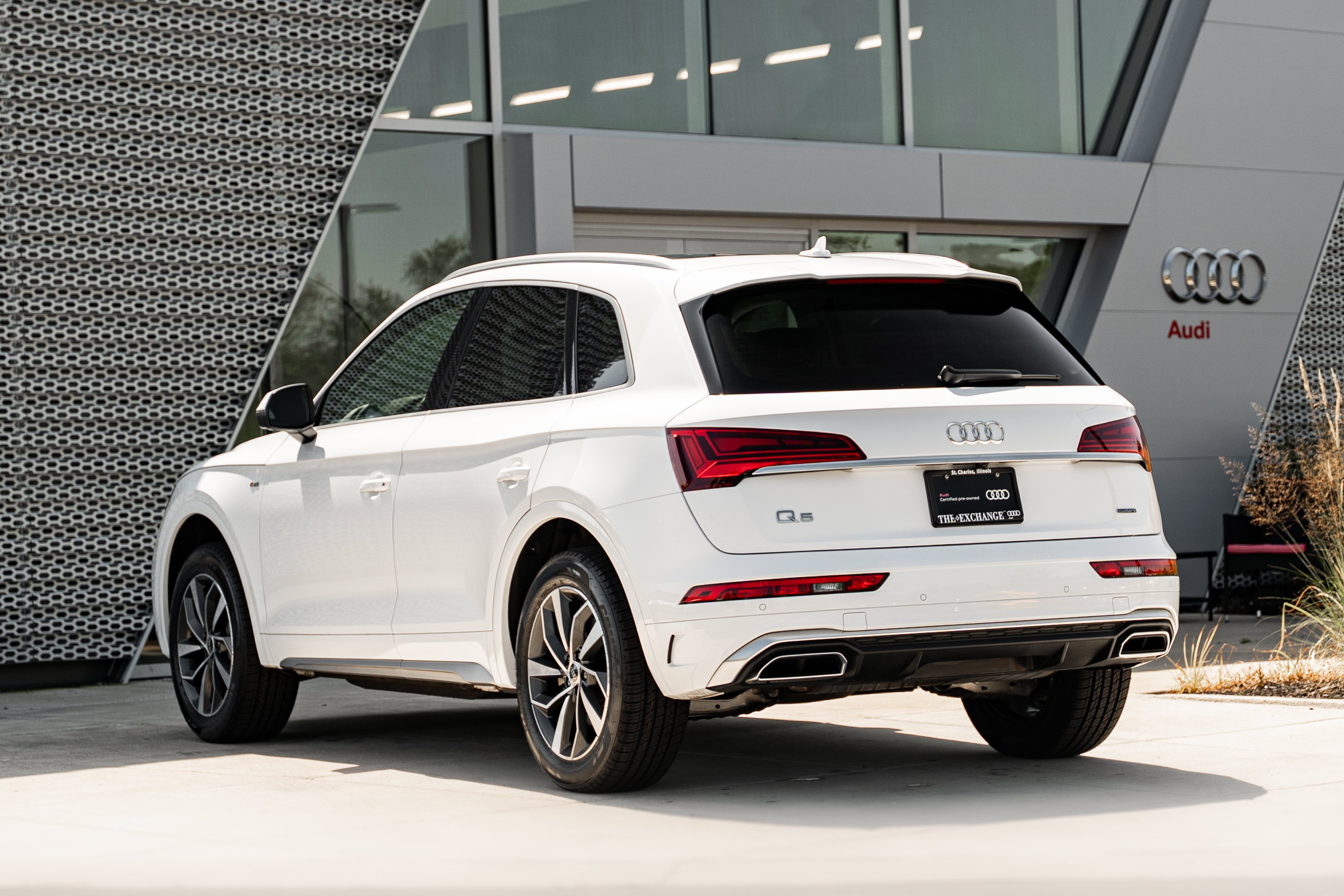 Certified Used 2023 Ibis White Audi S line Premium Plus image 5