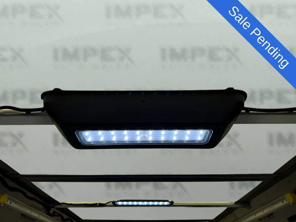 Used 2024 Oyster White BrightDrop EJY image 23