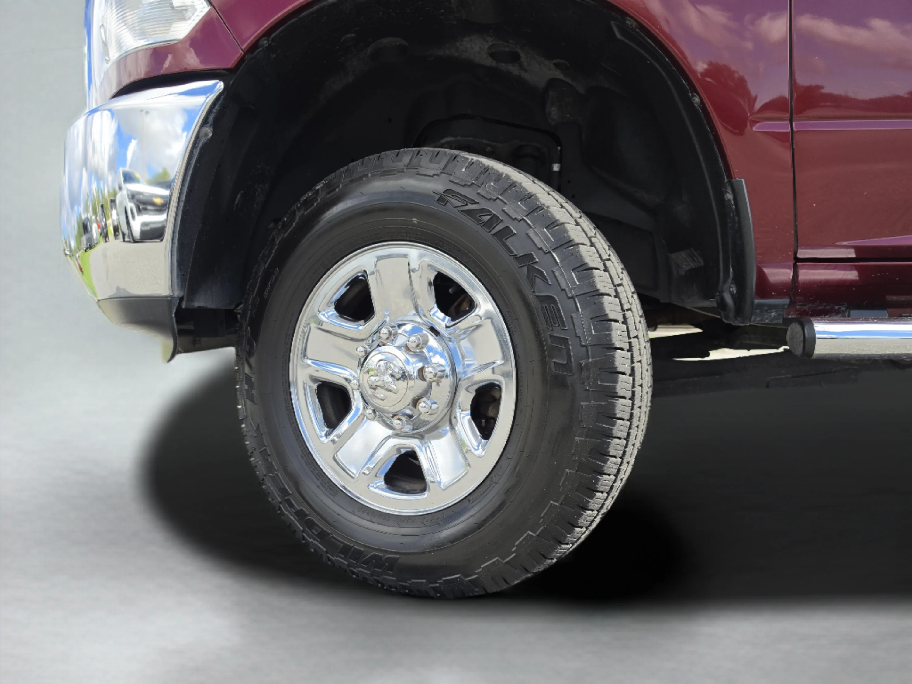 Used 2016 Delmonico Red Pearlcoat Ram Tradesman image 37