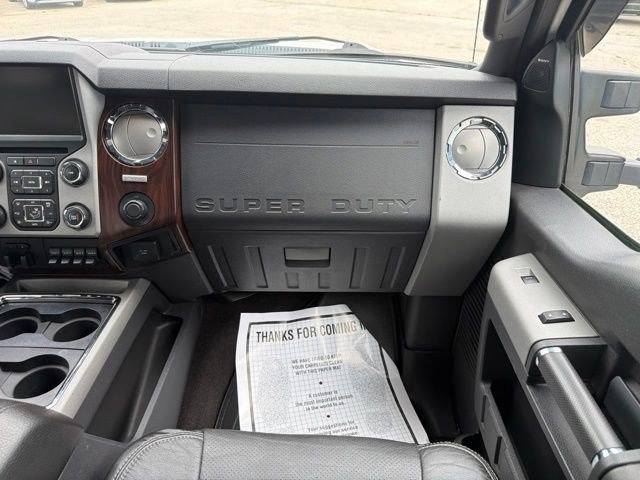 Used 2016 White Platinum Metallic Tri-Coat Ford Lariat image 21