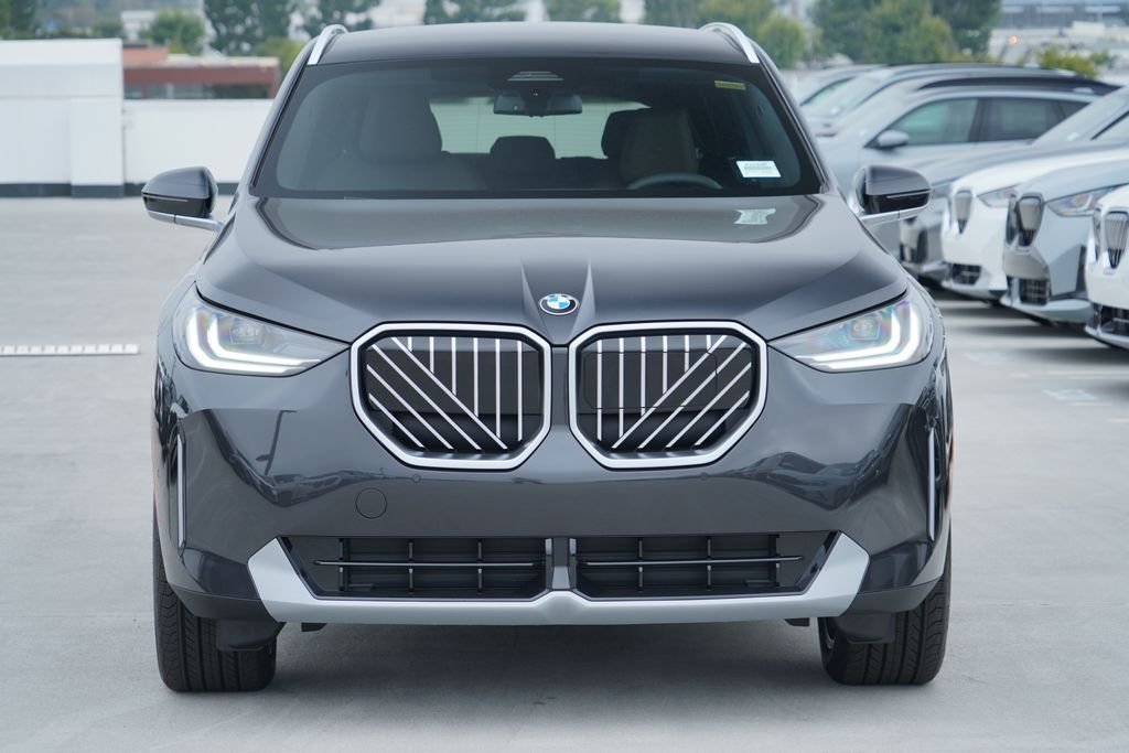 New 2026 Dark Graphite Metallic BMW 30 xDrive image 2