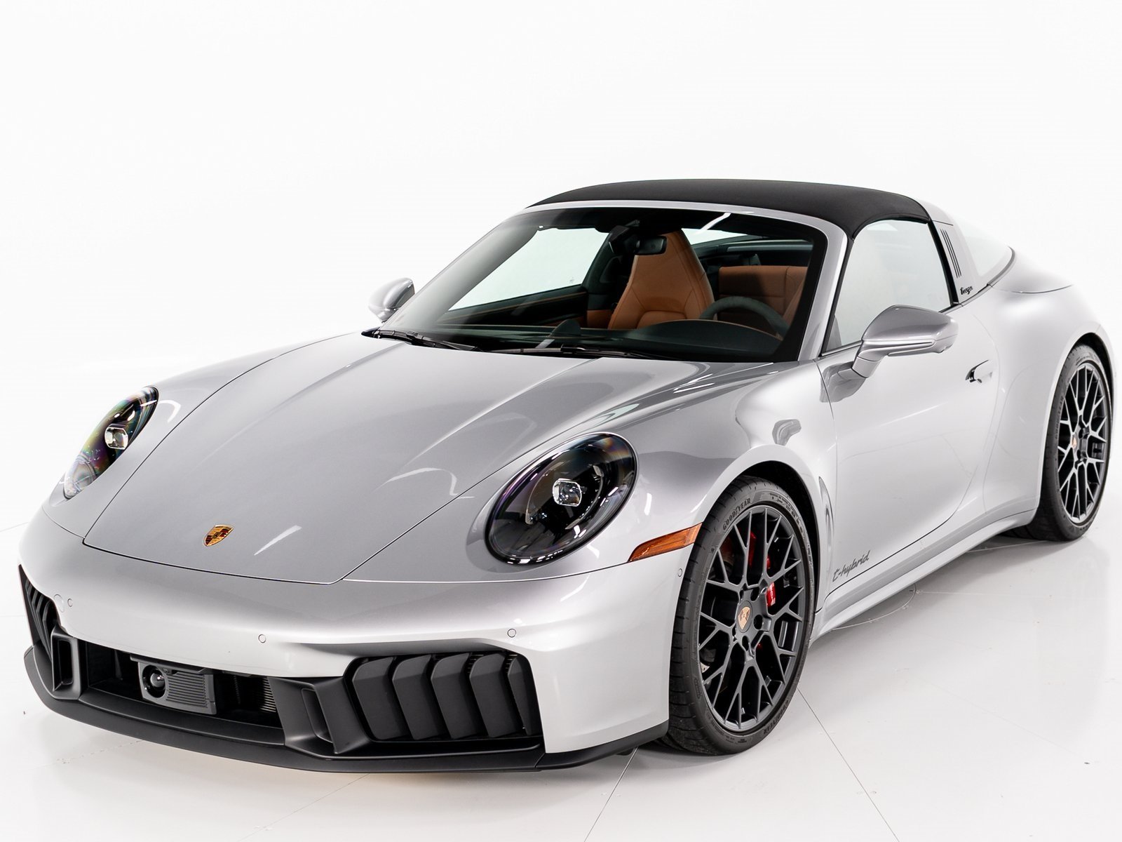 2025 Porsche 911 Targa 4 GTS photo 4
