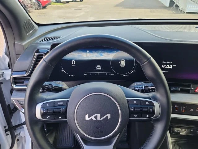 Used 2025 White Kia X-Pro Prestige image 26