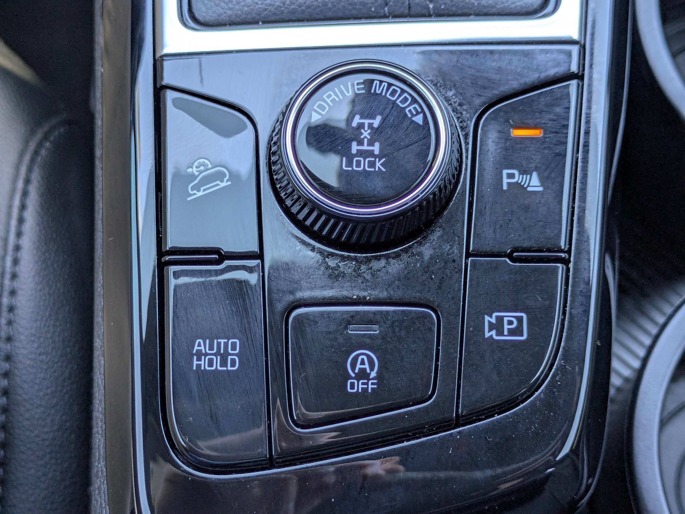 Certified Used 2024 Jungle Green Kia X-Line image 28