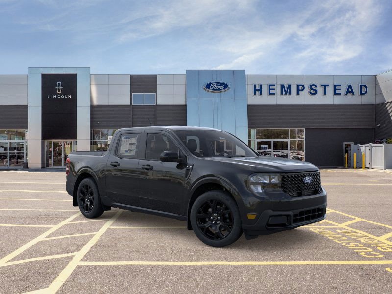 New 2026 Shadow Black Ford XLT image 7