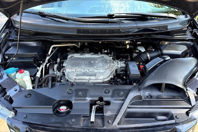 Used 2016 Gray Honda SE image 33