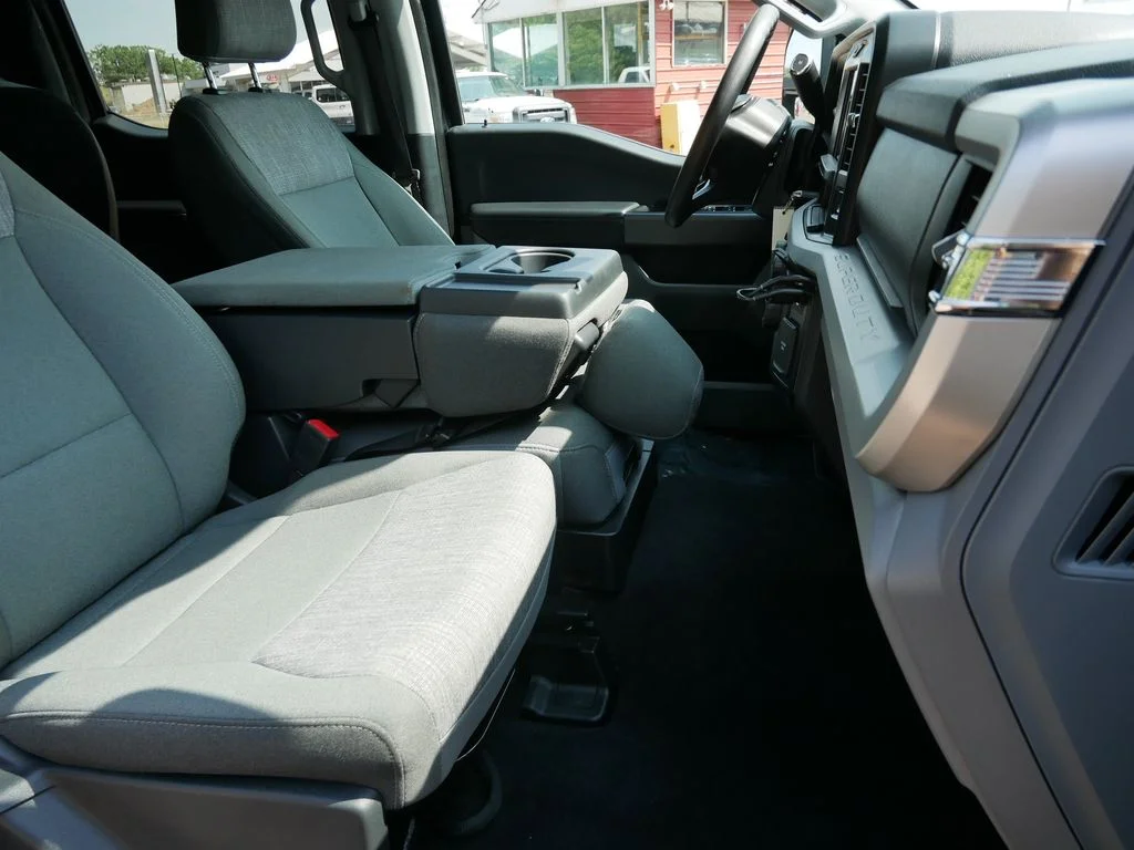 Used 2025 Black Ford XLT image 10