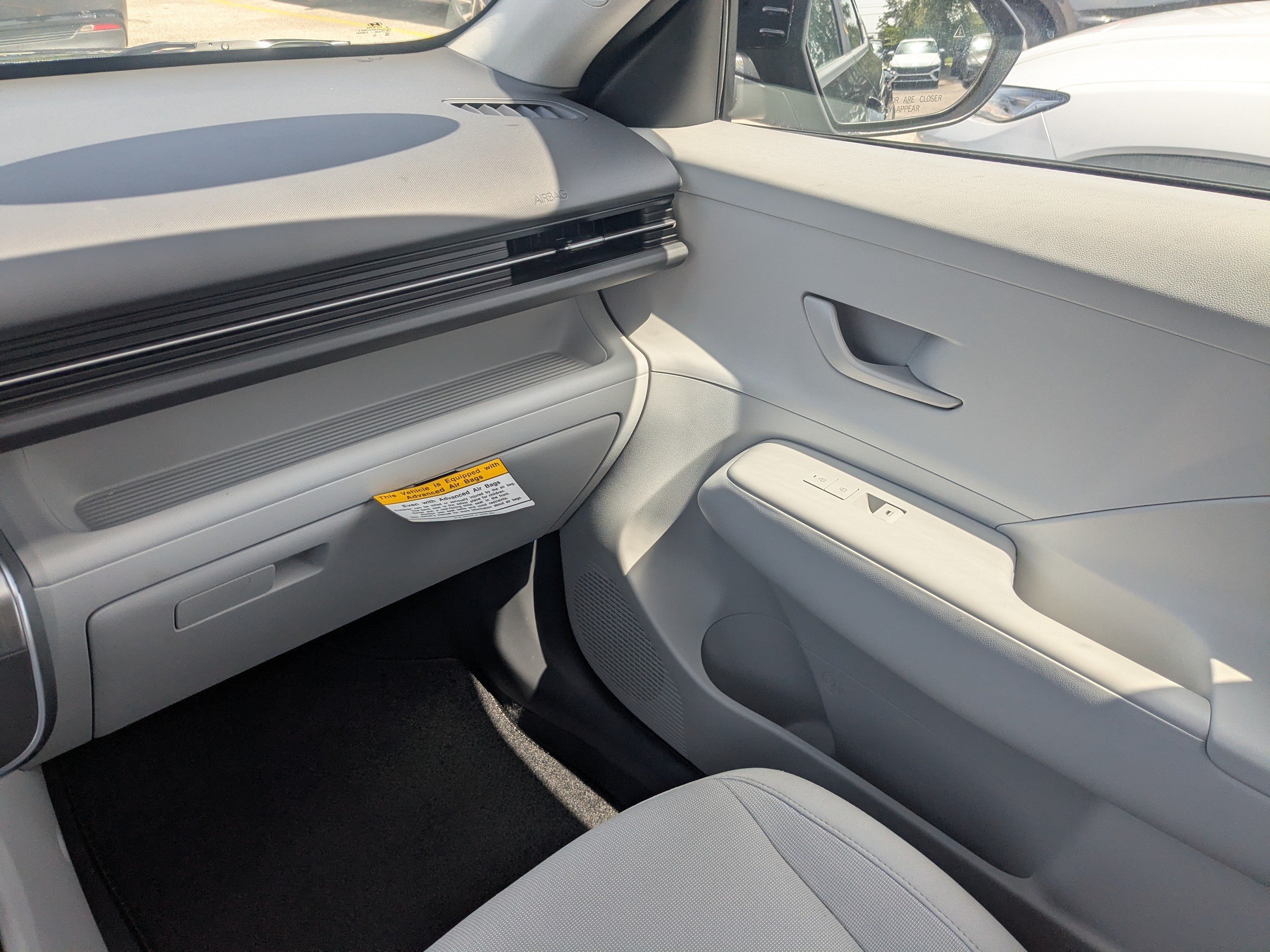 New 2026 Abyss Black Pearl Hyundai SE FWD image 19