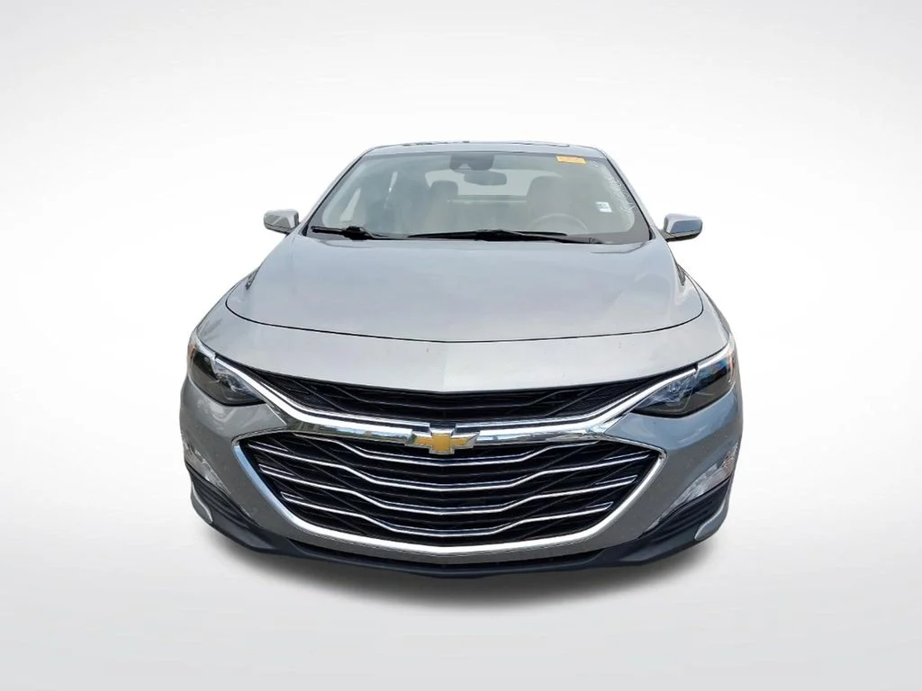 Used 2024 Gray Chevrolet LT image 2