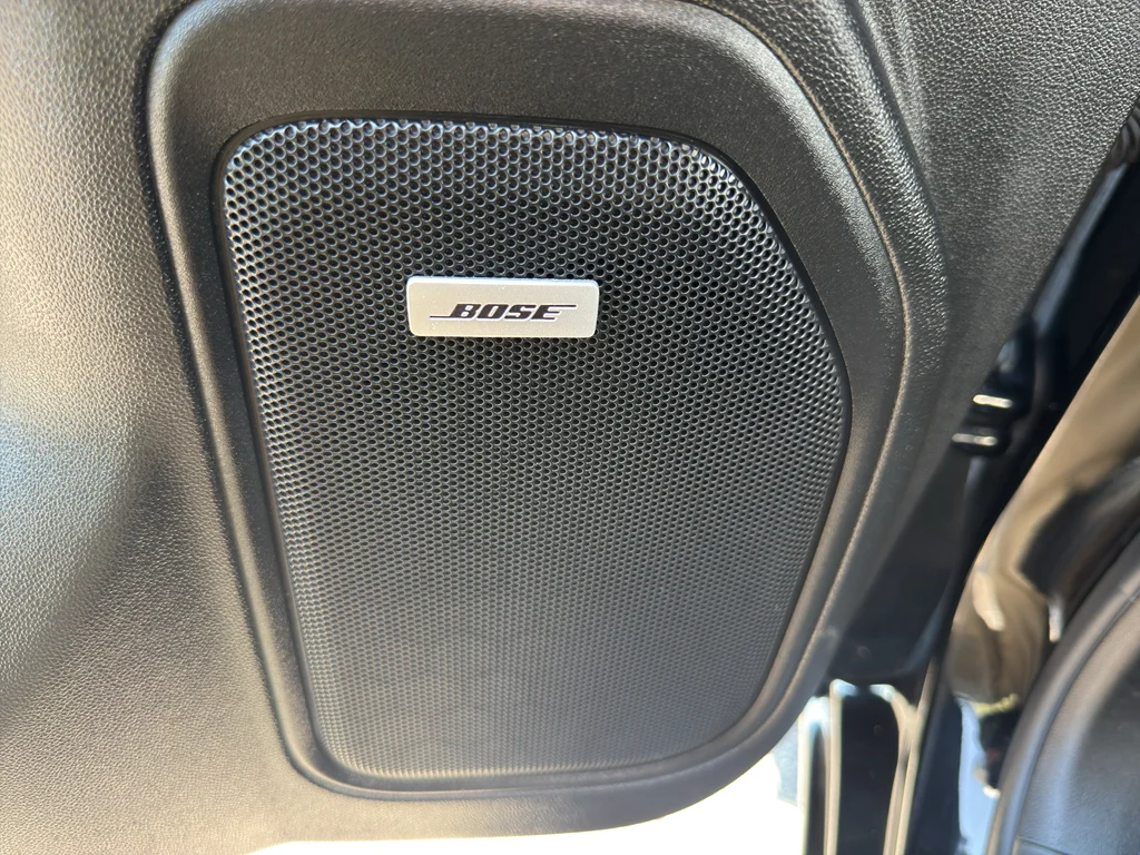 Used 2020 Onyx Black GMC AT4 image 31