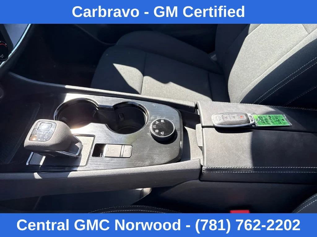 Used 2023 Caspian Blue Nissan S image 19