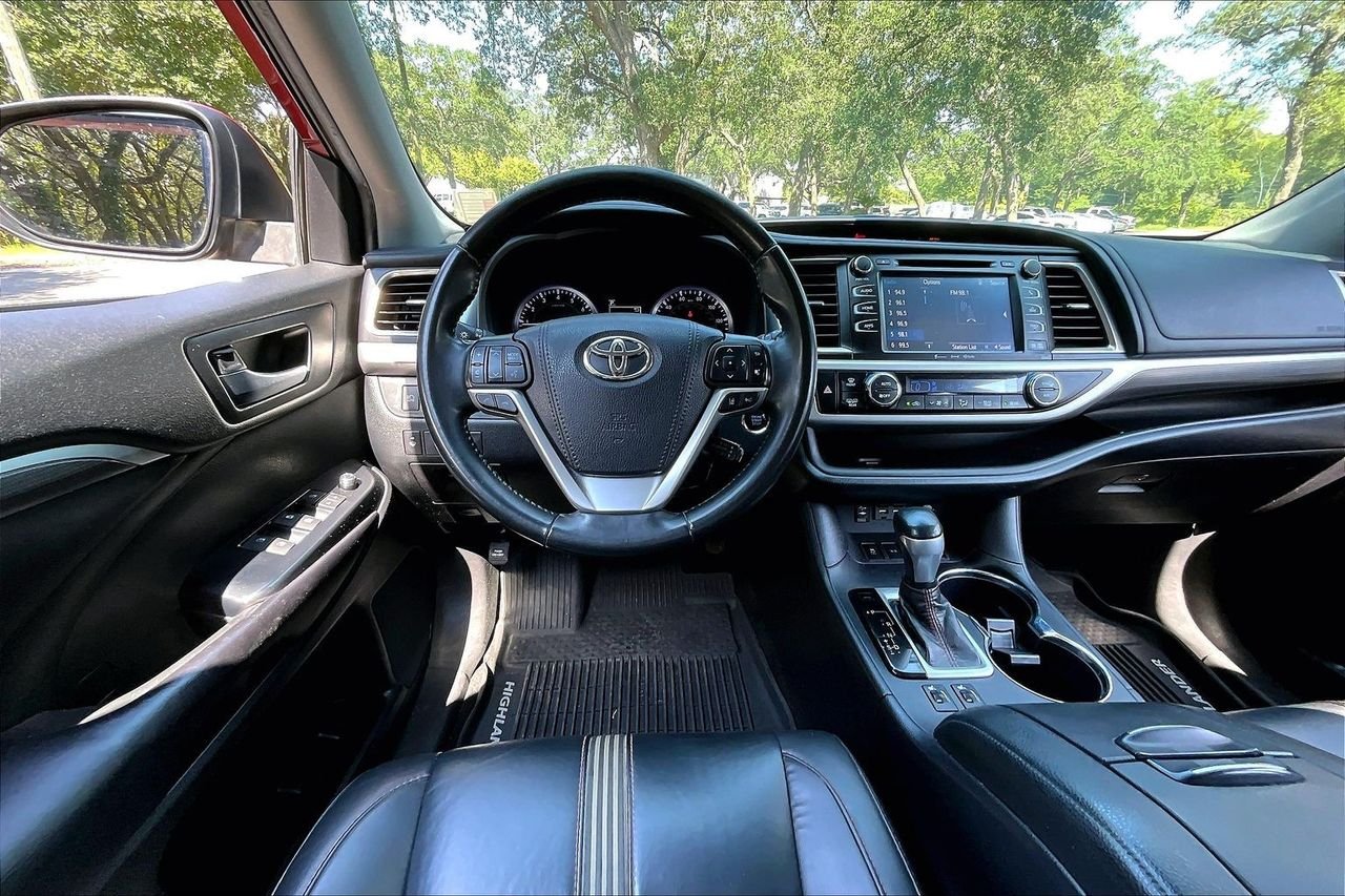 Used 2019 Red Toyota SE image 8