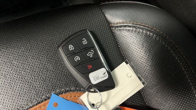 Used 2024 Onyx Black GMC AT4 image 21