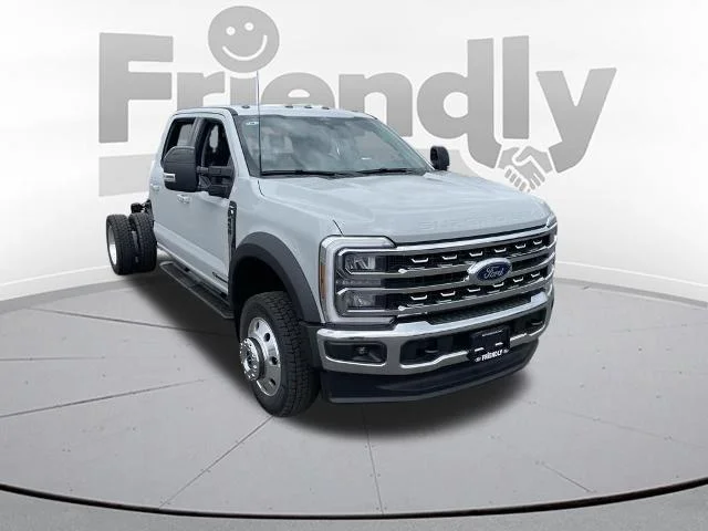 New 2026 Avalanche Gray Ford F-450® LARIAT® image 37