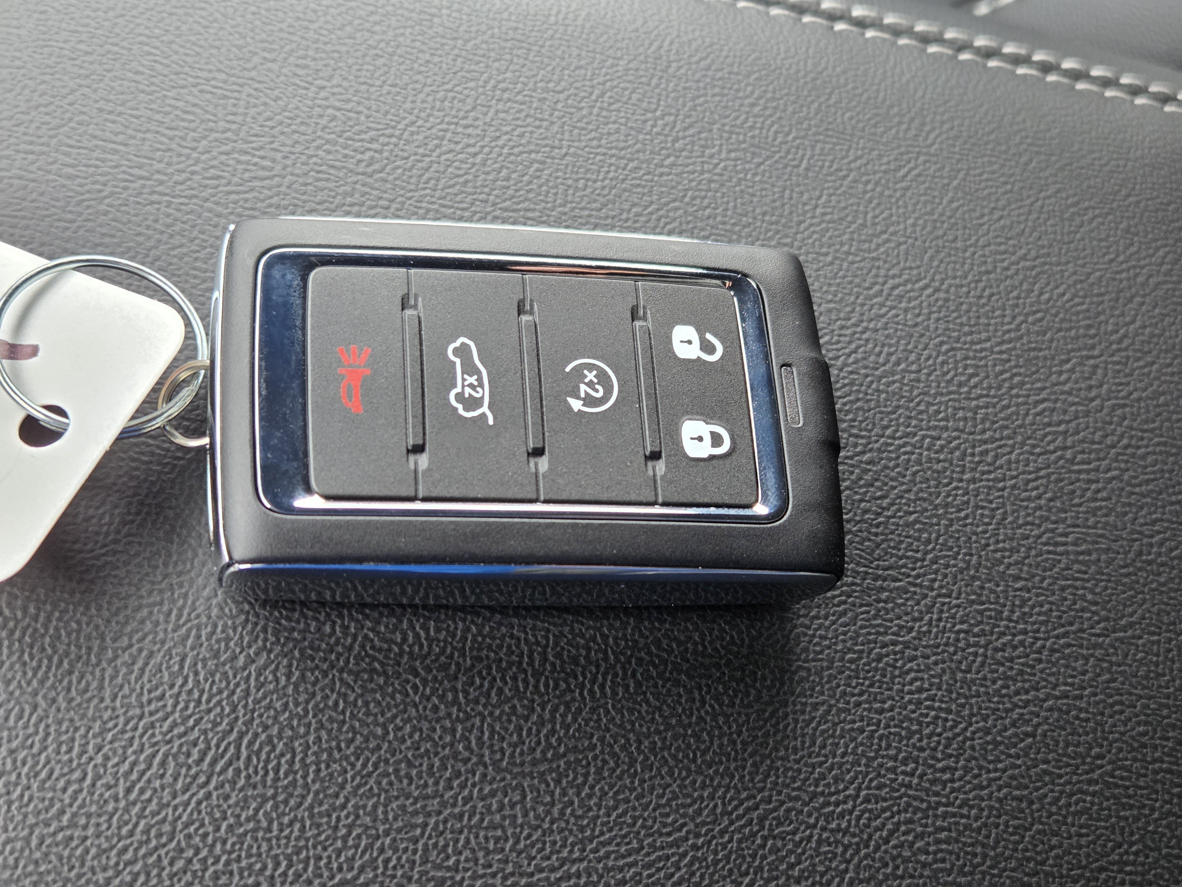 New 2026 Silver Zynith Jeep Laredo Altitude image 26
