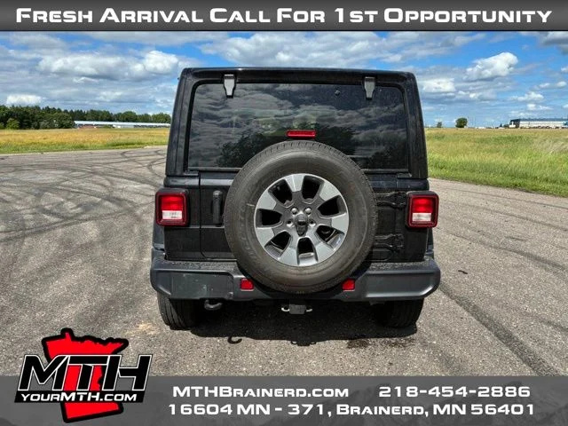 Certified Used 2023 Black Jeep Sahara image 7