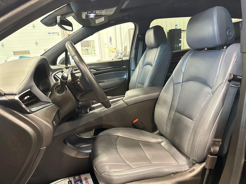 2023 Buick Enclave Essence - Photo 15
