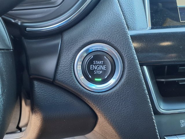 Used 2024 White Cadillac V-Series image 16