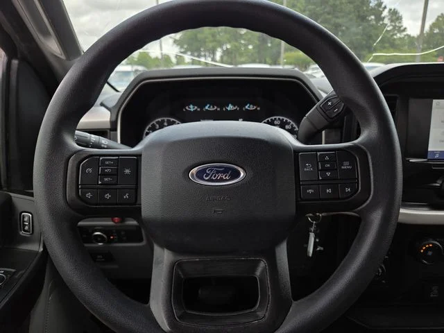 Used 2023 Oxford White Ford XL image 20