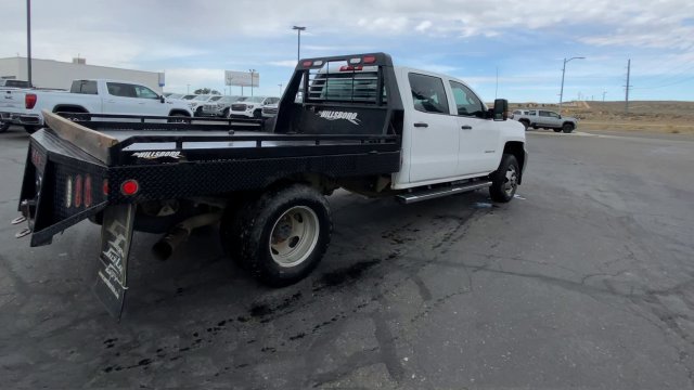 Used 2017 SUMMIT WHITE Chevrolet Work Truck image 8