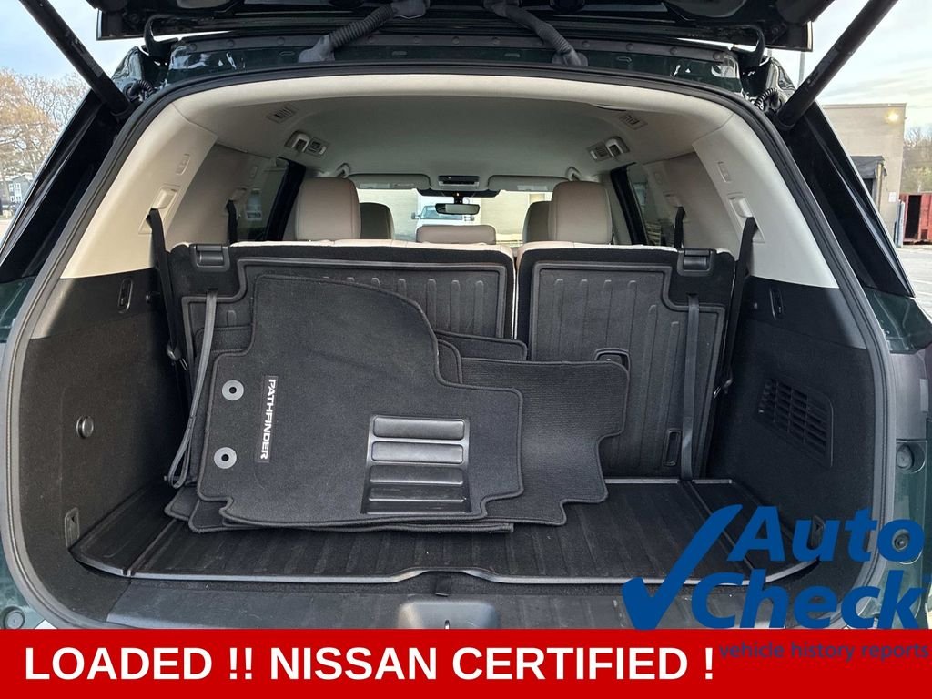 Used 2023 Black Nissan SL image 13