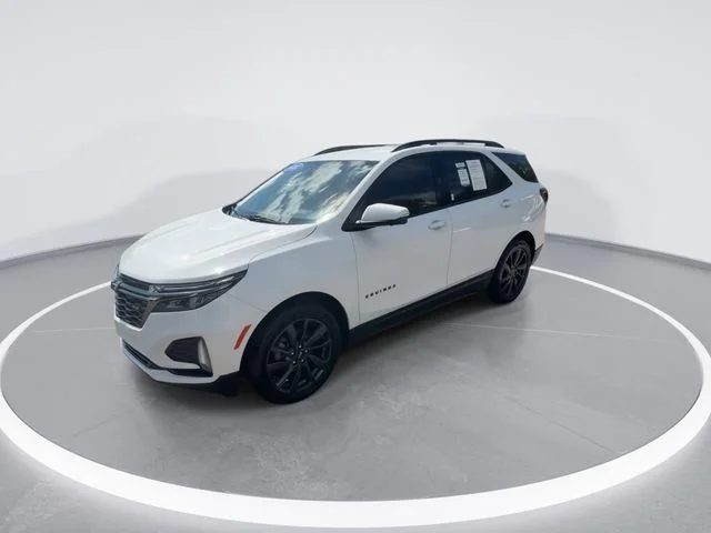 Used 2022 White Chevrolet RS image 4