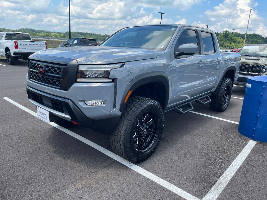 Used 2022 Gray Nissan PRO-X image 2