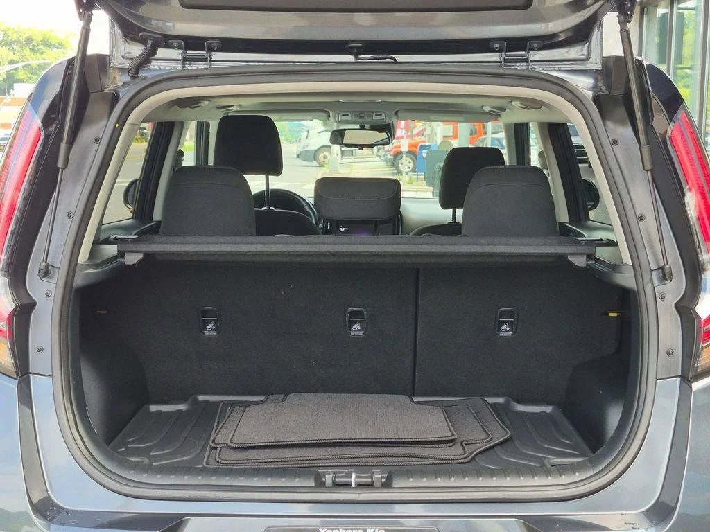 Used 2023 Gray Kia EX image 8