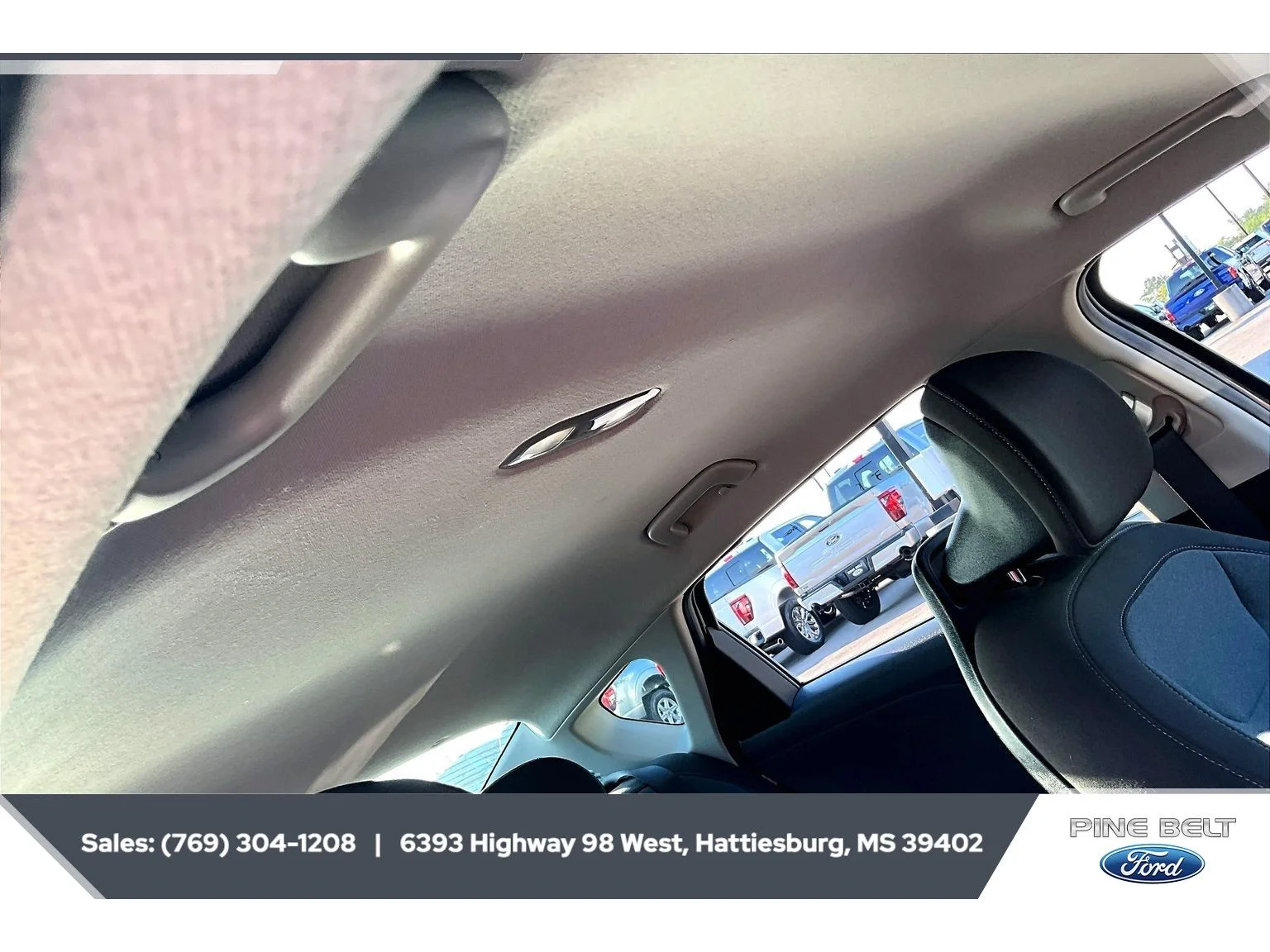 Used 2025 Interstellar Gray Kia LX image 16