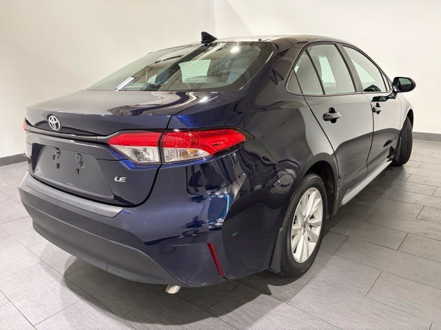 Used 2024  Toyota LE image 5
