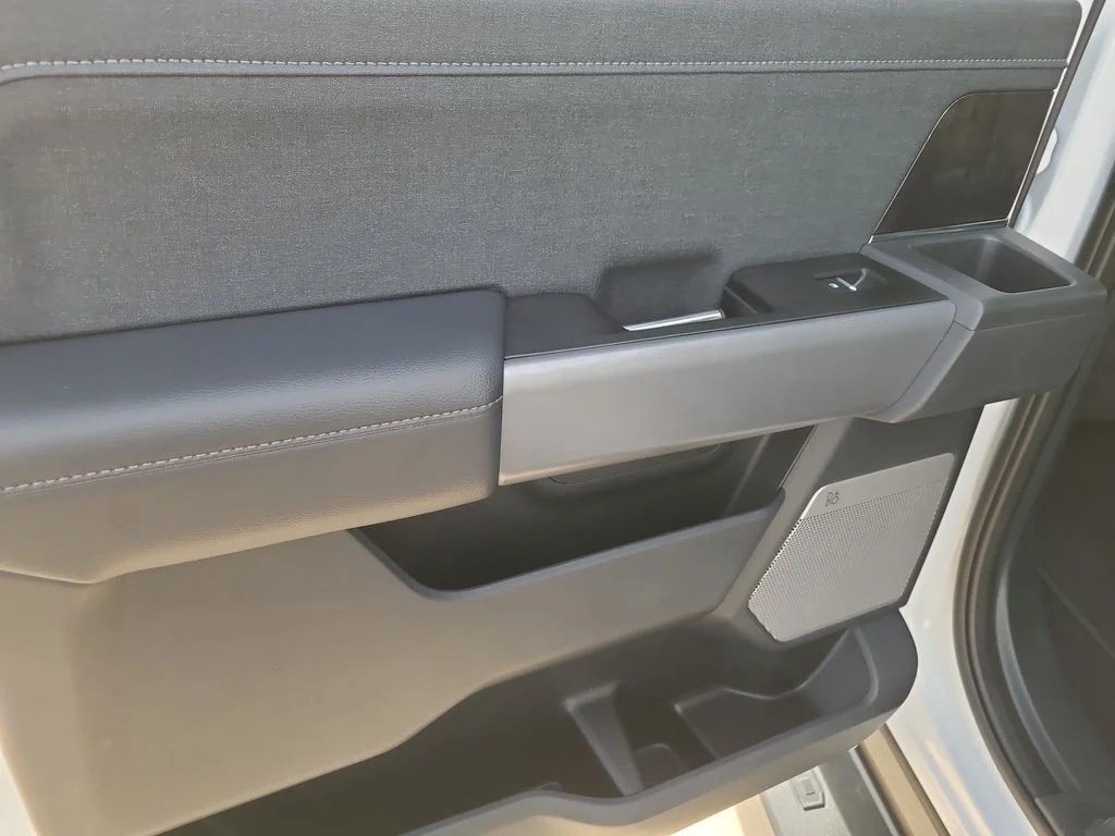 Used 2023 White Ford Lariat image 14