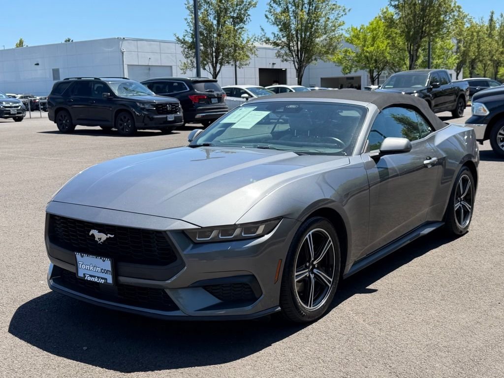 Used 2024 Carbonized Gray Metallic Ford EcoBoost Premium image 4