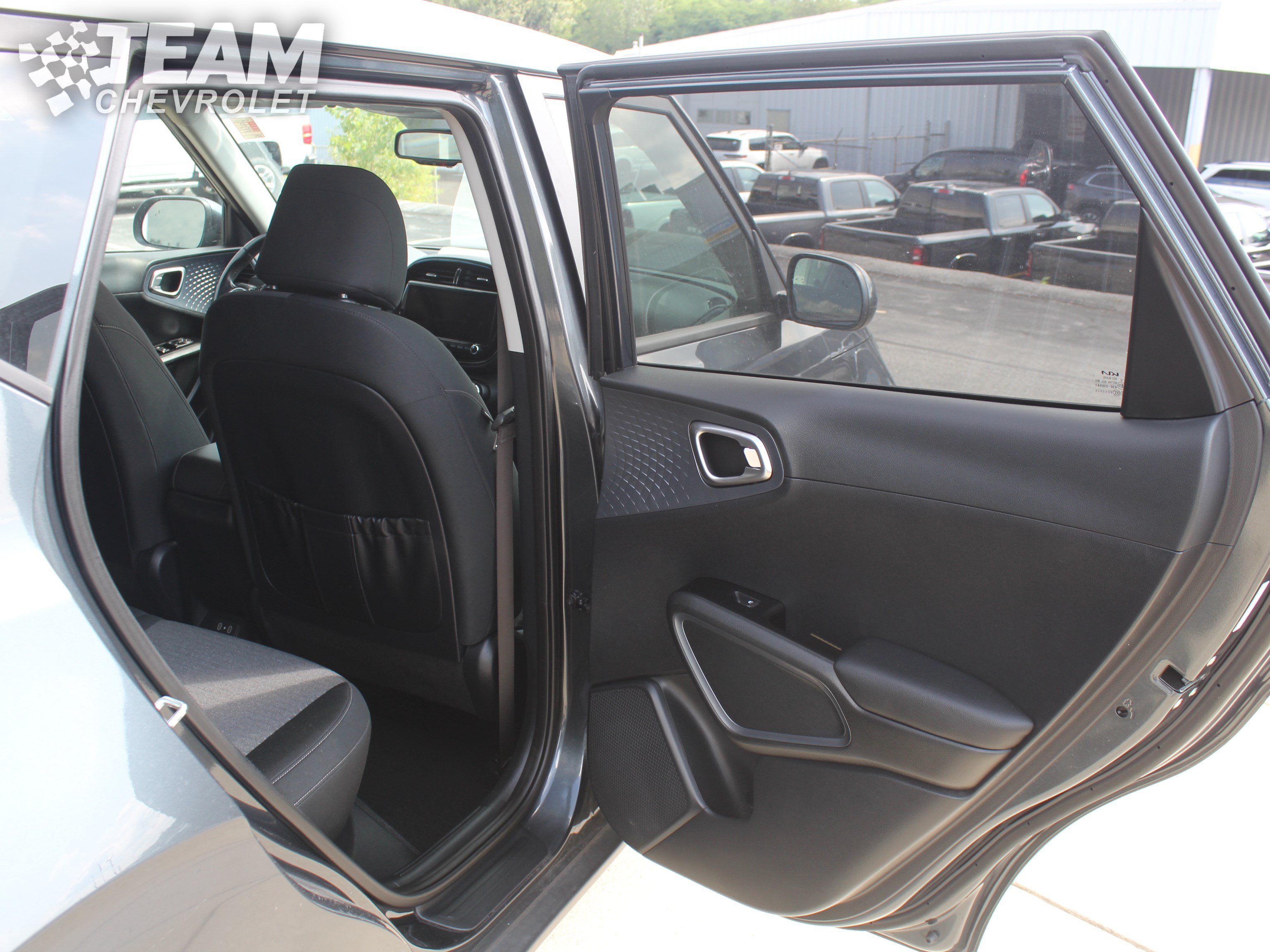2023 Kia Soul EX - Photo 24