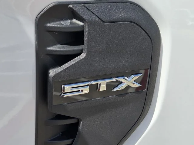 New 2026 Oxford White Ford XL image 9