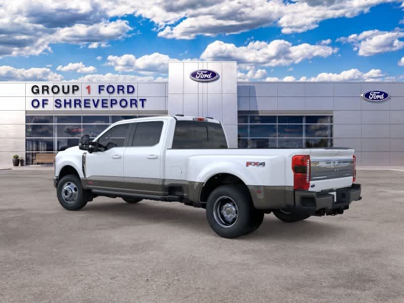 New 2026 Star White Metallic Tri-Coat/Marsh Gray Ford King Ranch image 4