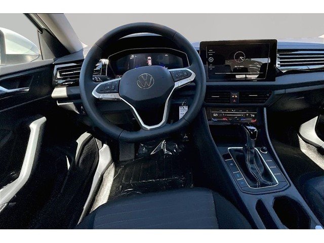 New 2026 Pure White Volkswagen 1.5T S image 8