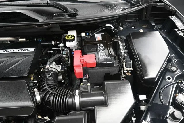 Used 2022 Gray Nissan S image 28