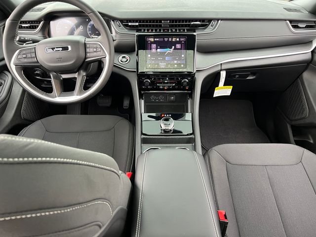 New 2026 Bright White Clear-Coat Exterior Paint Jeep Laredo X image 16