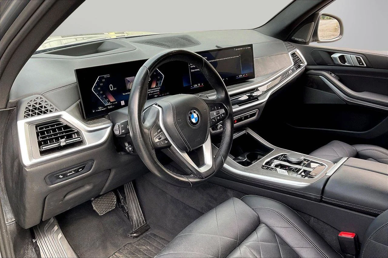 Certified Used 2024 Gray BMW xDrive40i image 21