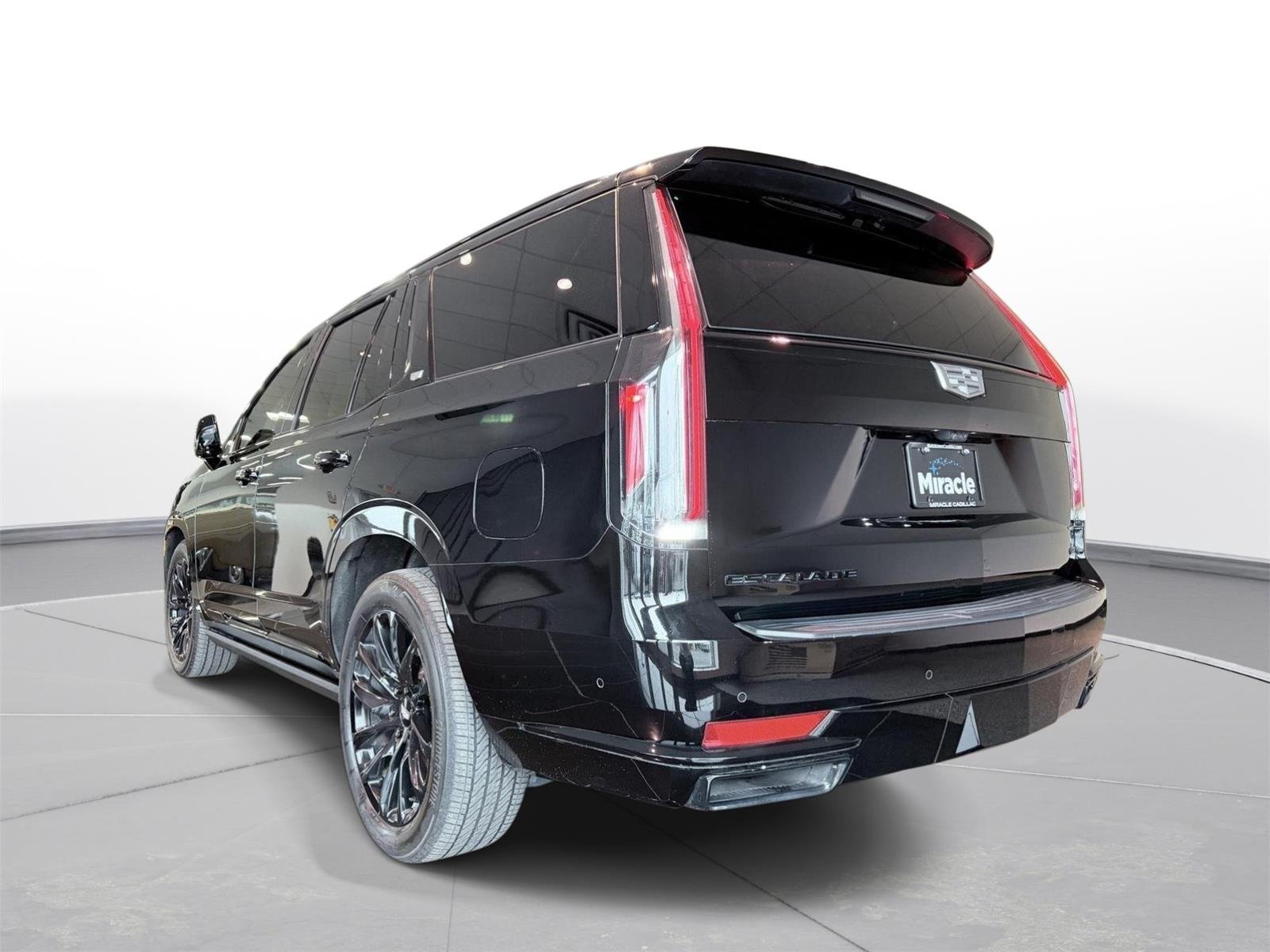 2024 Cadillac Escalade Sport - Photo 7