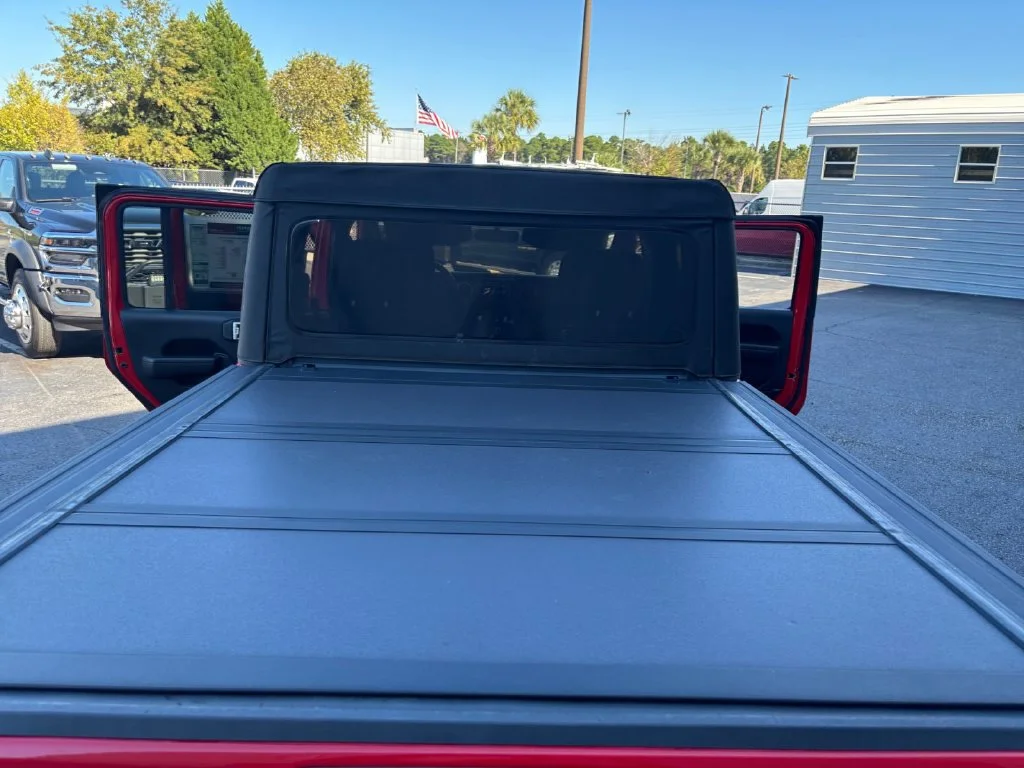 Used 2023 Red Jeep Rubicon image 40