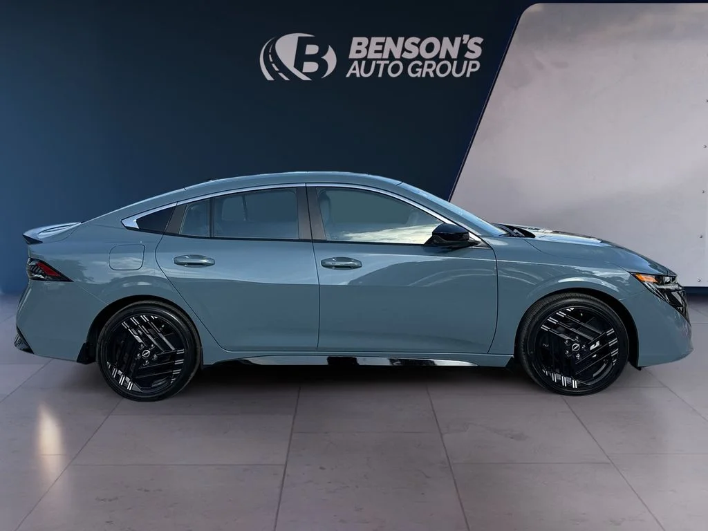 New 2027 Gray Nissan SR image 6