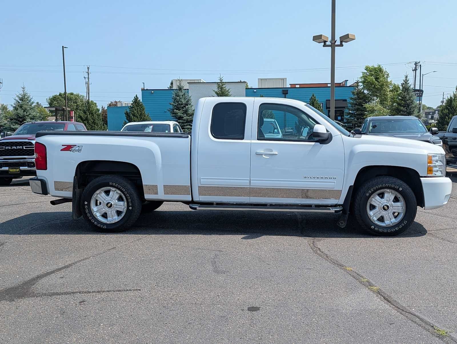Used 2013 Summit White Chevrolet LTZ image 8