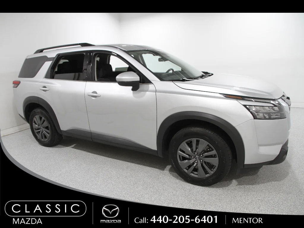 2024 Nissan Pathfinder SV 4WD's photo
