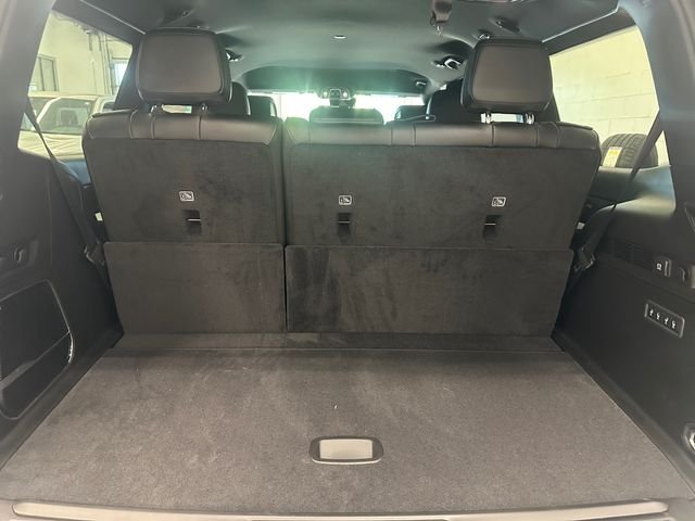 New 2026 Bright White Clear-Coat Exterior Paint Jeep Limited Altitude image 22