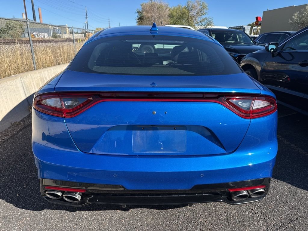 2018 Kia Stinger GT photo 2