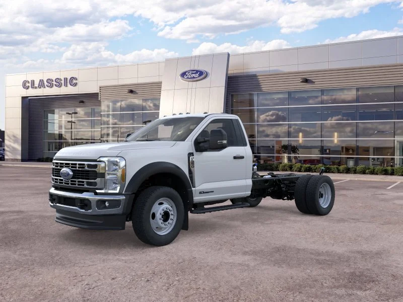 New 2026 Oxford White Ford F-550® XL image 3