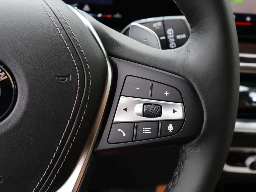 New 2026 Gray BMW xDrive40i image 32