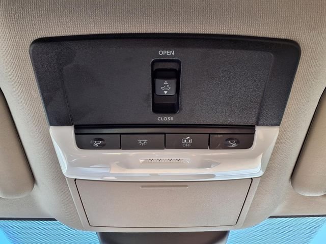 Used 2025 Blue Nissan SV image 14